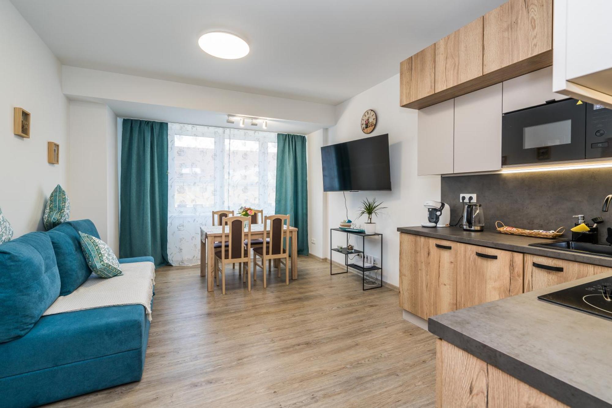 Perla Hradce 302 Appartement Hradec Králové Buitenkant foto